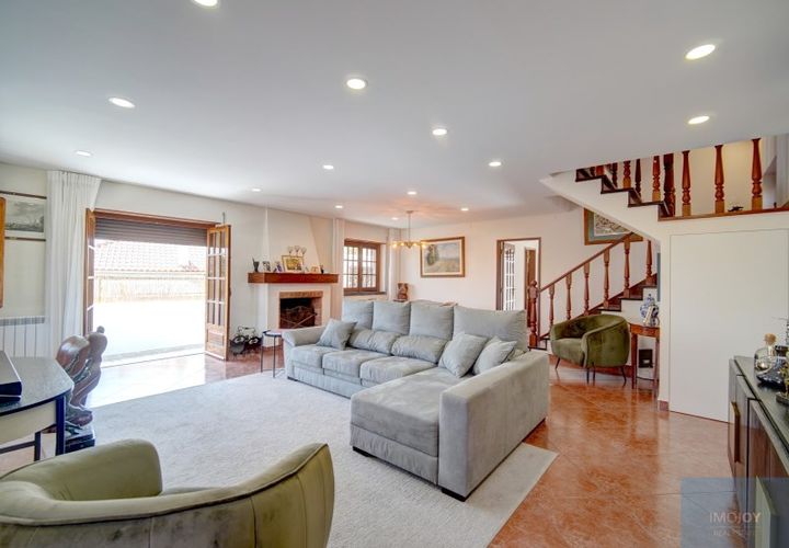 Villa en Sintra, Lisbon, Sintra - € 850.000 | Ref: MORIMOPG001 - photo 1