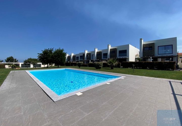 Villa em A dos Cunhados e Maceira, Lisbon, A dos Cunhados e Maceira - € 585.000 | Ref: MORPPDCS001 - foto 1