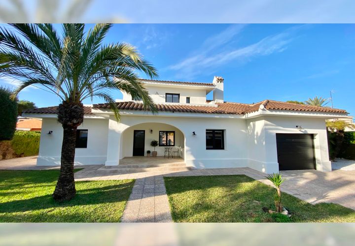 Villa a Cabo Roig, Alicante, Cabo Roig - € 1.700.000 | Ref: VA5444 - foto 1