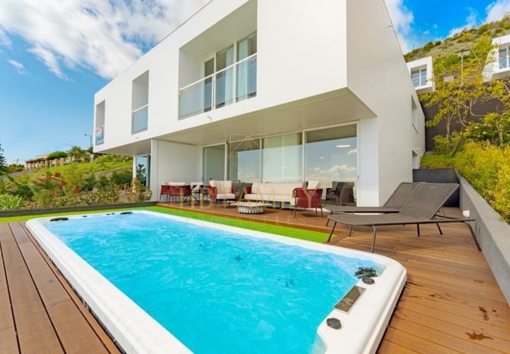 Villa i Funchal, Madeira, Funchal - € 1.500.000 | Ref: 1003_ E - foto 1