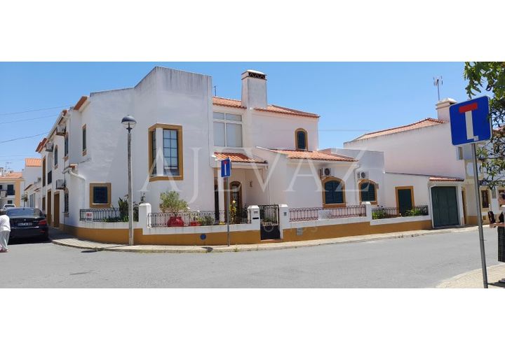 Villa i Vila Nova de Milfontes, Beja, Vila Nova de Milfontes - € 599.000 | Ref: CAS_205 - foto 1
