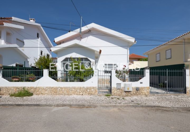 Villa i Almada, Setubal, Almada - € 725.000 | Ref: W-04AF8I - foto 1