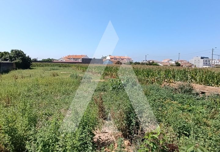 Helårsgrund i Oia, Aveiro, Oia - € 220.000 | Ref: 1130908/24 LR - foto 1