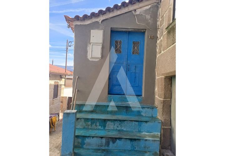 Villa i Seia, Guarda, Seia - € 32.000 | Ref: 1131036/25 LR - foto 1