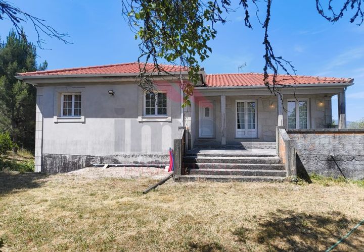 Villa i Arcos de Valdevez, Viana do Castelo, Arcos de Valdevez - € 284.000 | Ref: AVV-2566-CP-0626 - foto 1