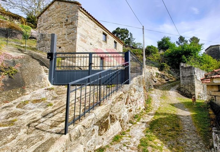 Villa i Arcos de Valdevez, Viana do Castelo, Arcos de Valdevez - € 165.000 | Ref: AVV-2550-TS-0426 - foto 1