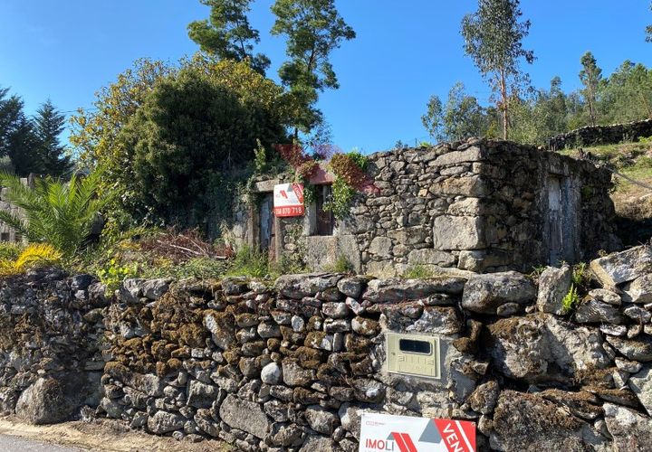Ruinere i Arcos de Valdevez, Viana do Castelo, Arcos de Valdevez - € 45.000 | Ref: AVV-1777-NR-0121 - foto 1