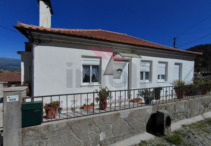 Villa i Arcos de Valdevez, Viana do Castelo, Arcos de Valdevez - € 380.000 | Ref: AVV-2539-VB-0326 - foto 1