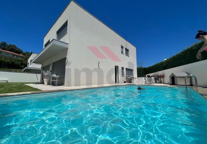 Villa i Arcos de Valdevez, Viana do Castelo, Arcos de Valdevez - € 545.000 | Ref: AVV-2463-LG-0825 - foto 1