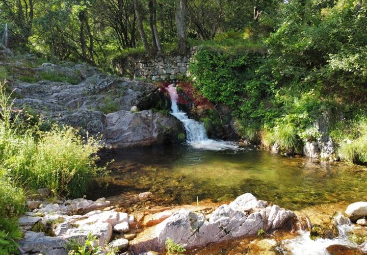 Helårsgrund i Arcos de Valdevez, Viana do Castelo, Arcos de Valdevez - € 40.000 | Ref: AVV-2160-RA-0323 - foto 1