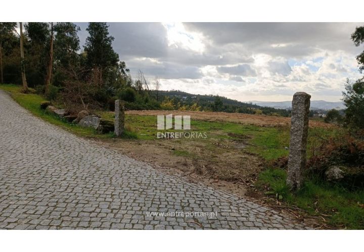 Helårsgrund i Penafiel, Porto, Penafiel - € 32.000 | Ref: MC09314 - foto 1