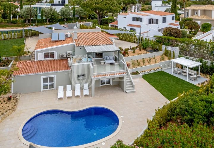 Villa a Almancil, Faro, Almancil - € 17.500/mes | Ref: 96421 - foto 1
