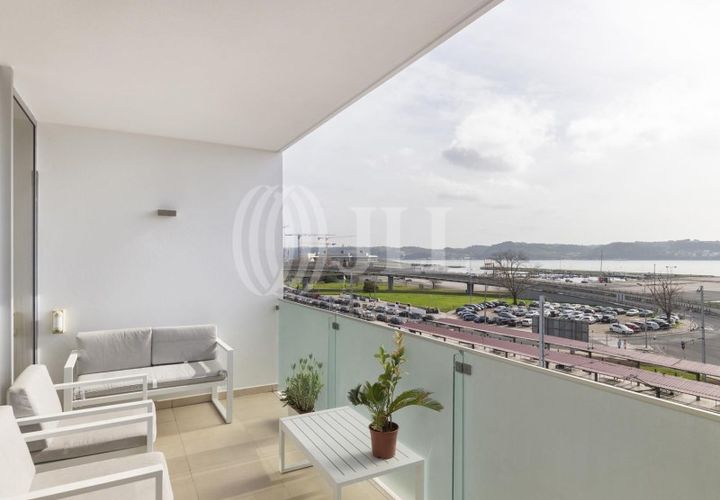 Apartment in Alges, Lisbon, Alges - € 4,500/month | Ref: 93903 - photo 1