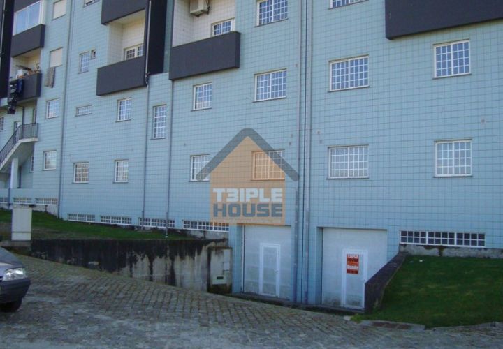 Erhvervsejendom i Paredes, Porto, Paredes - € 50.000 | Ref: 555 - foto 1