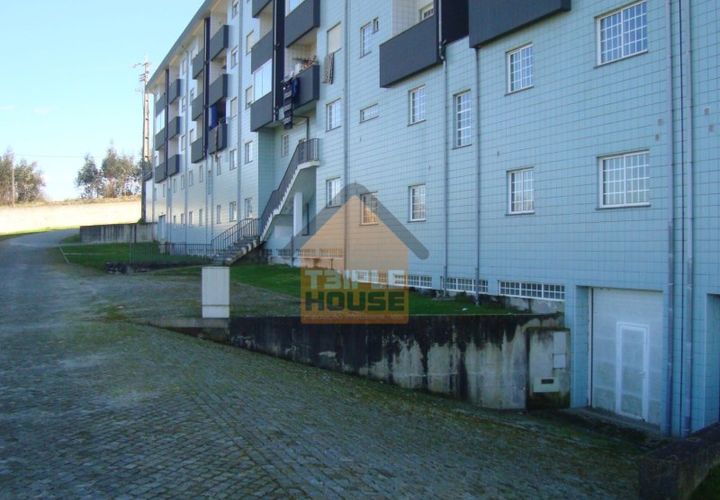 Erhvervsejendom i Paredes, Porto, Paredes - € 45.000 | Ref: 555 - foto 1