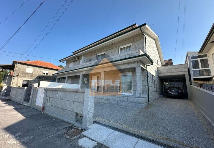 Villa i Cabeca Santa, Porto, Cabeca Santa - € 350.000 | Ref: 1036 - foto 1