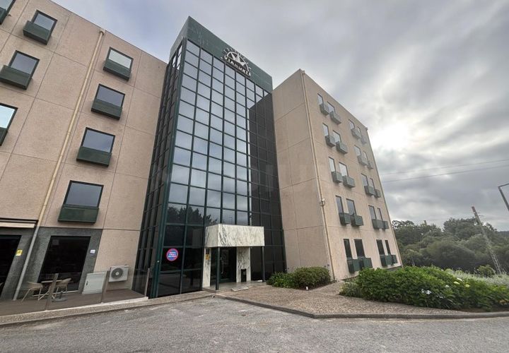 Erhvervsejendom i Maia, Porto, Maia - € 380.000 | Ref: M2080 - foto 1