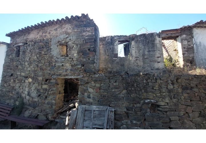 Ruinere i Proenca-a-Nova, Castelo Branco, Proenca-a-Nova - € 12.500 | Ref: RUÏ_78 - foto 1