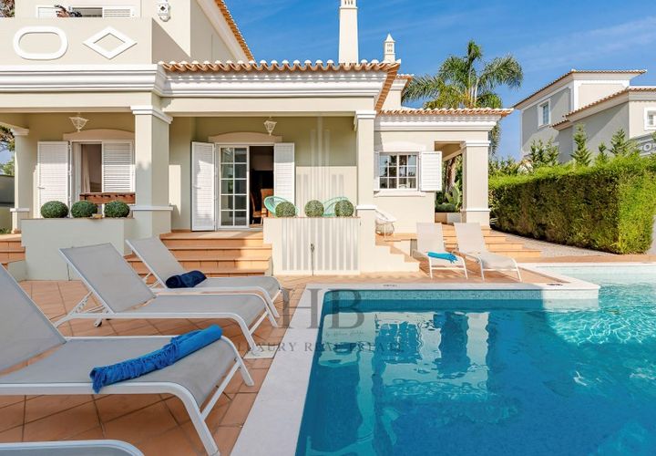 Villa a Albufeira, Faro, Albufeira - € 5.000/mes | Ref: HB0713 - foto 1