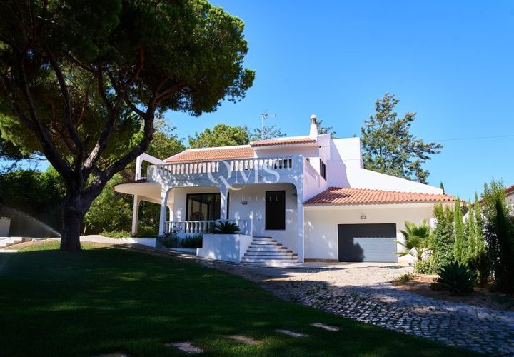 Villa a Almancil, Faro, Almancil - € 7.950/mes | Ref: QMS_156081 - foto 1