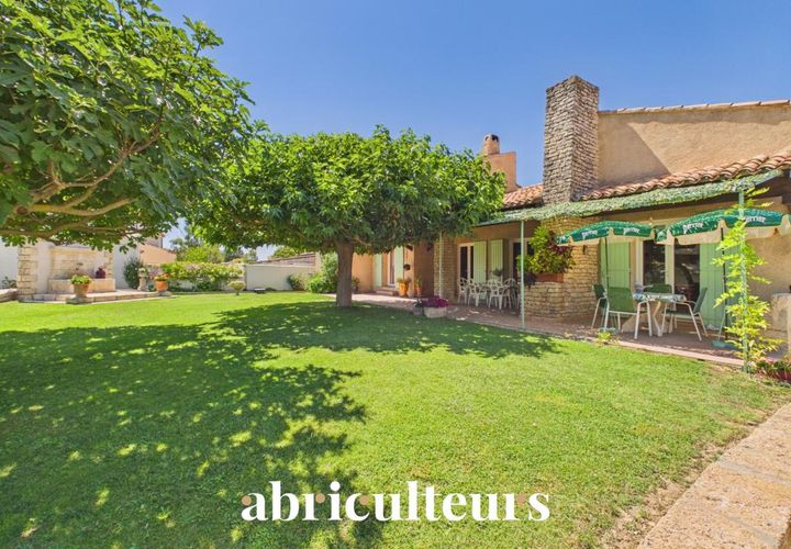 Villa i Charleval, Bouches-du-Rhone, Charleval - € 661.500 | Ref: KMRU6692_MR_1507_1 - foto 1