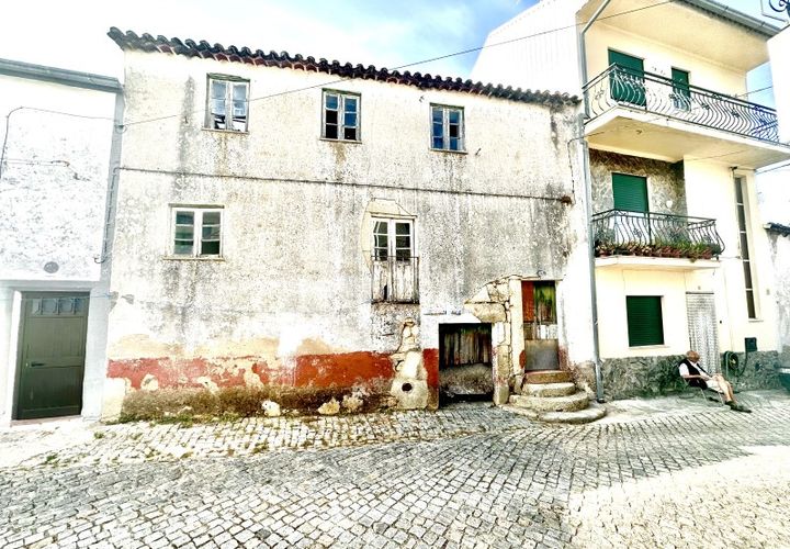 Landejendom i Fundao, Castelo Branco, Fundao - € 40.000 | Ref: UNU.I.1993.12348 - foto 1