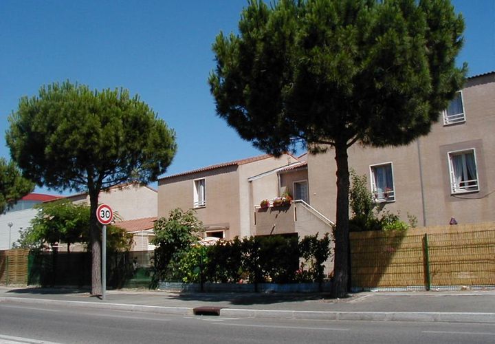 Villa i Avignon, Vaucluse, Avignon - € 175.000 | Ref: 000005-091_LES_FLEU - foto 1