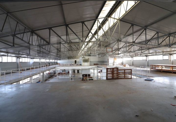 L'establiment comercial a Pedroso, Porto, Pedroso - € 14.000/mes | Ref: ARM_376 (2) - foto 1