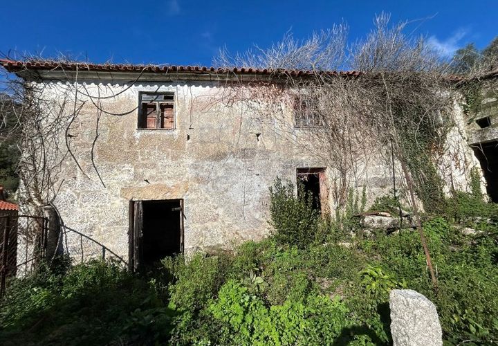 Landejendom i Arcos de Valdevez, Viana do Castelo, Arcos de Valdevez - € 64.000 | Ref: 1074-126 - foto 1