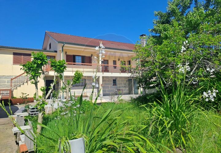 Villa i Arcos de Valdevez, Viana do Castelo, Arcos de Valdevez - € 344.000 | Ref: 1094-42 - foto 1