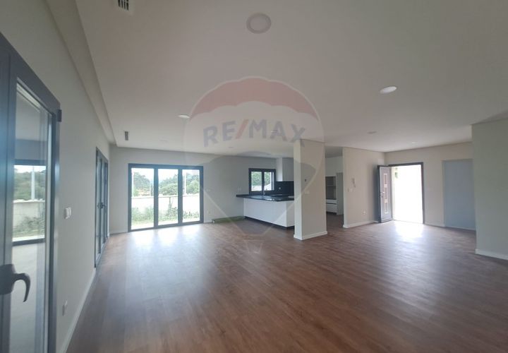 Villa i Arcos de Valdevez, Viana do Castelo, Arcos de Valdevez - € 385.000 | Ref: 1040-83 - foto 1
