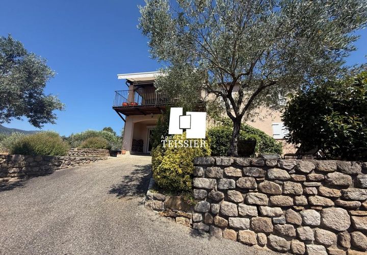Villa i Les Vans, Ardeche, Les Vans - € 425.000 | Ref: 6547-TEISSIERLESVANS07 - foto 1