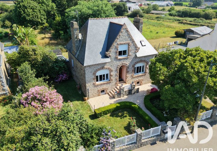 Villa a Ploëzal, Cotes-d'Armor, Ploëzal - € 220.000 | Ref: 12470 - foto 1