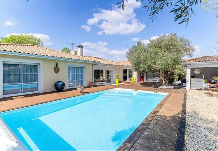 Villa a Léognan, Gironde, Léognan - € 885.000 | Ref: 106472 - foto 1