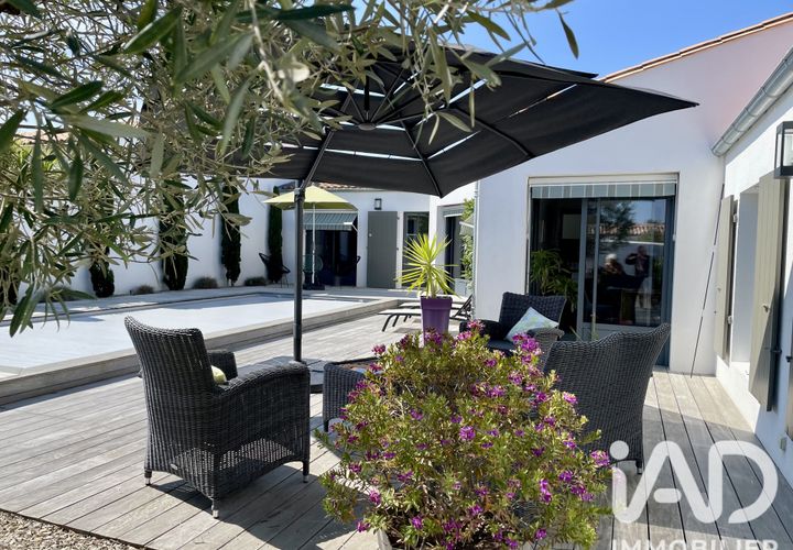 Landsbyhus i La Flotte, Charente-Maritime, La Flotte - € 1.450.000 | Ref: 83056 - foto 1
