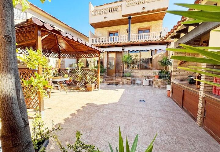Villa i Huercal-Overa, Almeria, Huercal-Overa - € 415.000 | Ref: VH1572 - foto 1