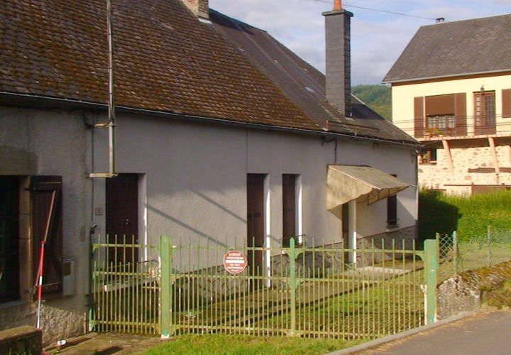 Villa a Anost, Saone-et-Loire, Anost - € 65.000 | Ref: 4109 - foto 1