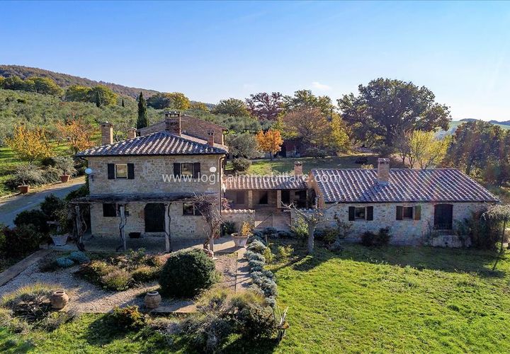 Farm hus i Pienza, Siena, Pienza - € 1.900.000 | Ref: CA480 - foto 1