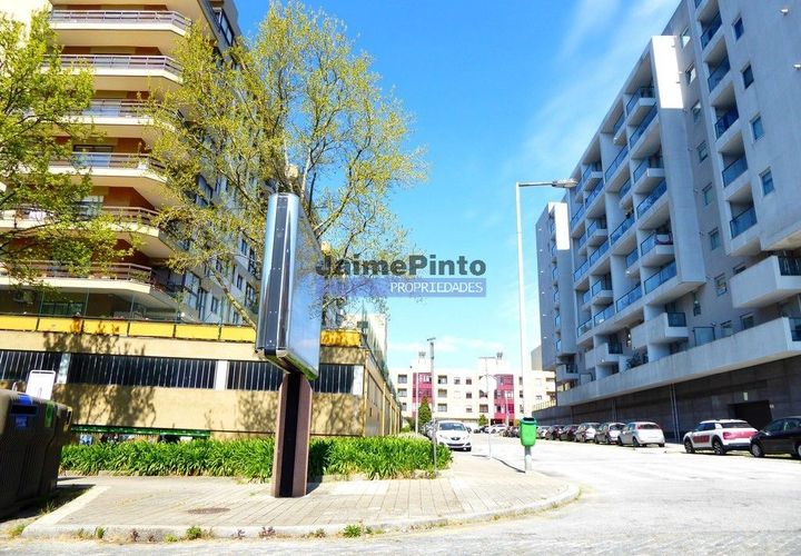 Helårsgrund i Porto, Porto, Porto - € 1.400.000 | Ref: 8657_T - foto 1