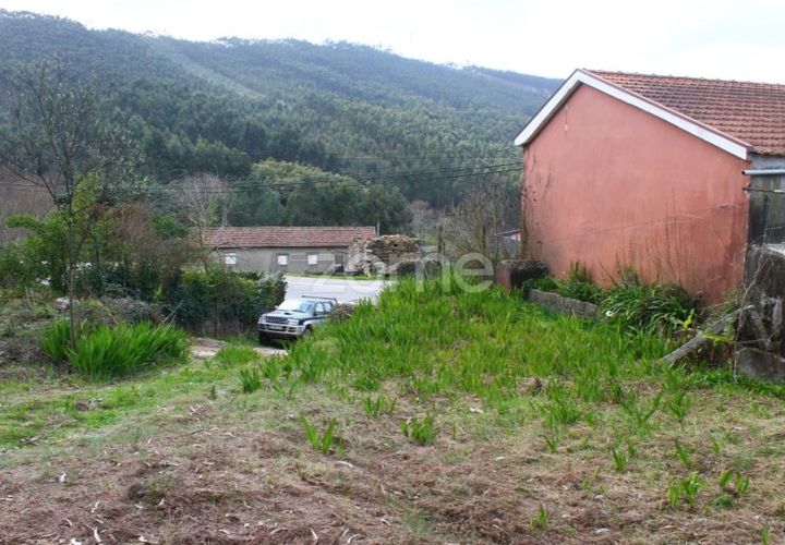 Tomt i Aguiar de Sousa, Porto, Aguiar de Sousa - € 75 000 | Ref: ZMPT532670 - foto 1