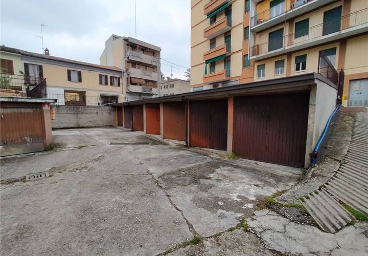 Garage i Broni, Pavia, Broni - € 10.000 | Ref: Brbox - foto 1