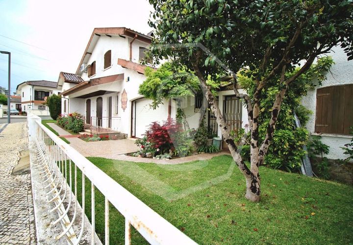 Villa i Agueda, Aveiro, Agueda - € 319.000 | Ref: 11479 - foto 1