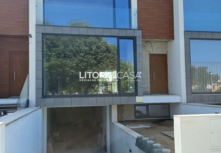 Villa i Aveiro, Aveiro, Aveiro - € 400.000 | Ref: VEN-2694 - foto 1