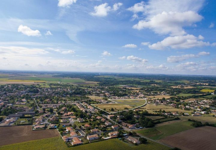 Helårsgrund i Benet, Vendee, Benet - € 40.500 | Ref: fon-benet-0034 - foto 1