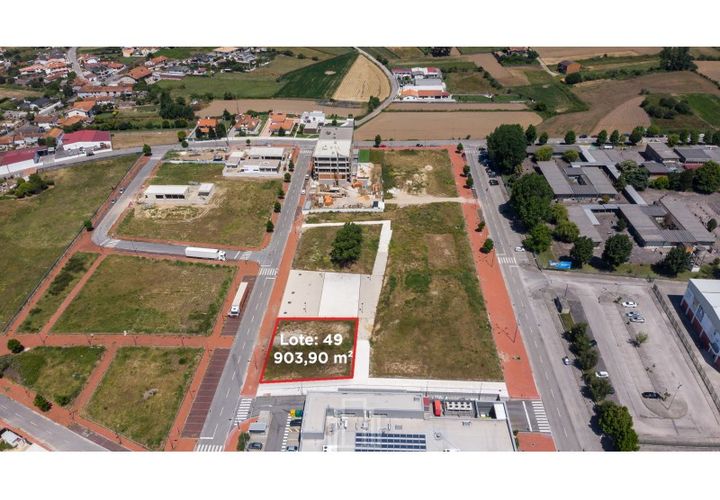 Helårsgrund i Estarreja, Aveiro, Estarreja - € 205.500 | Ref: 425 (49) - foto 1