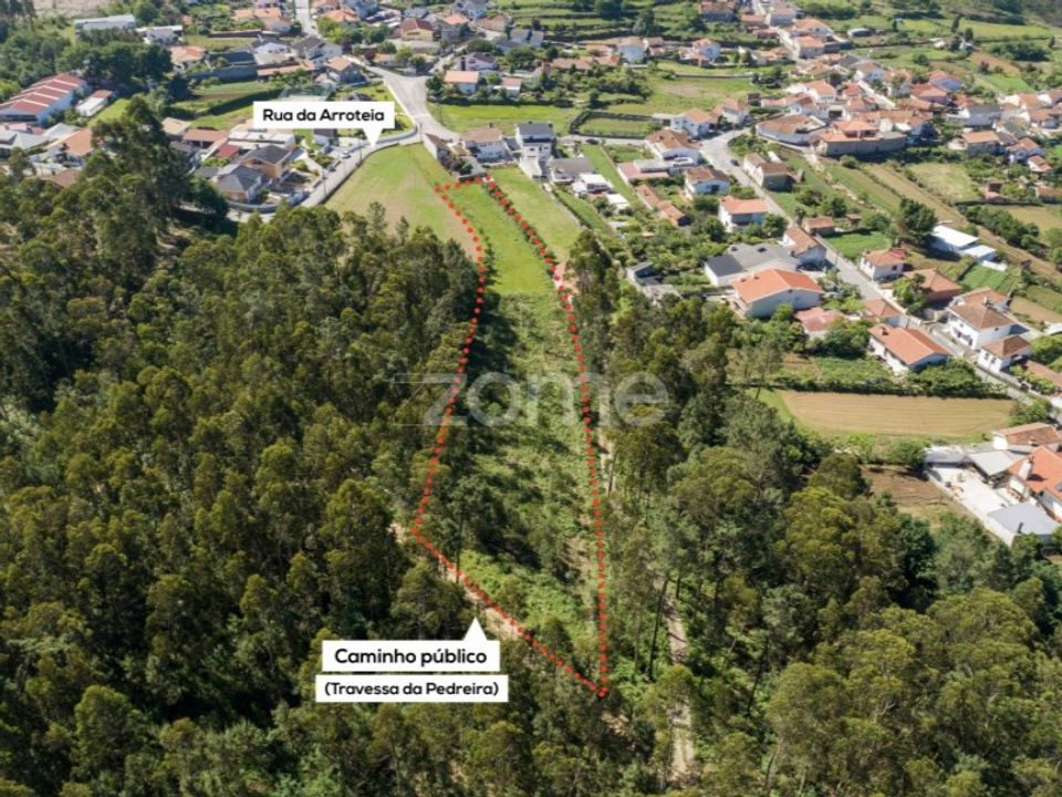 Helårsgrund i Caldas de Sao Jorge, Aveiro - foto 1