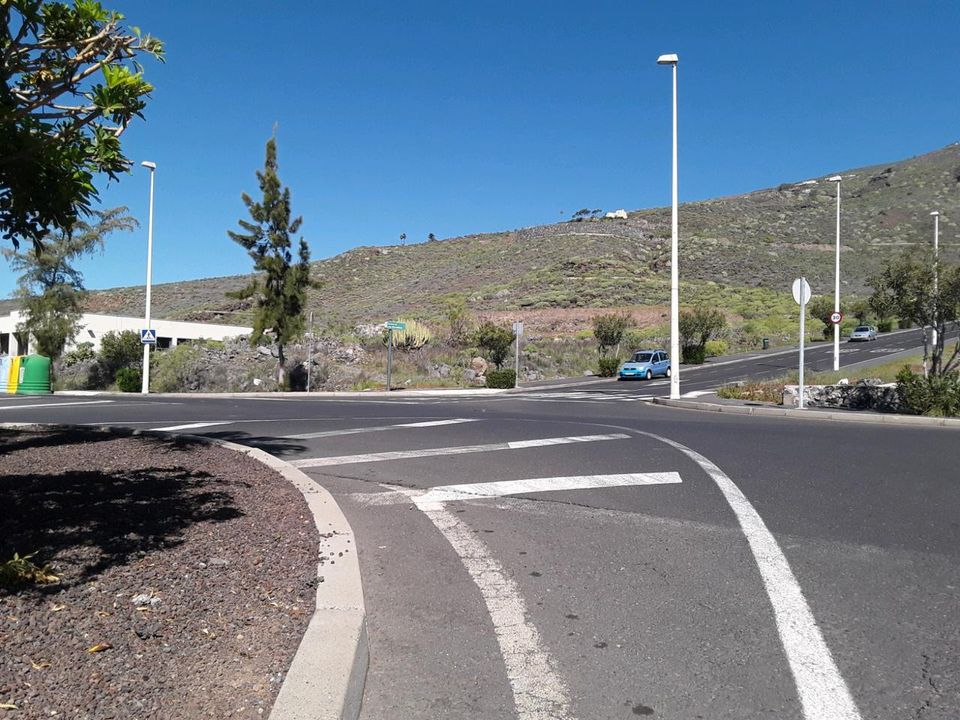 Helårsgrund i Adeje, Tenerife - foto 1