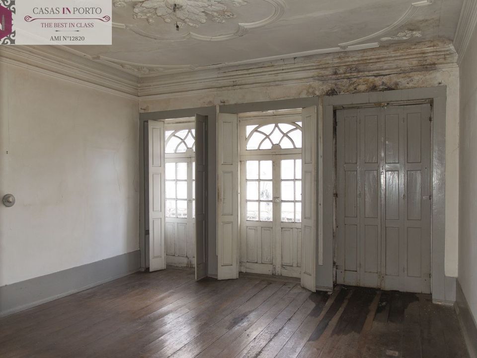 Erhvervsejendom i Penafiel, Porto - foto 1