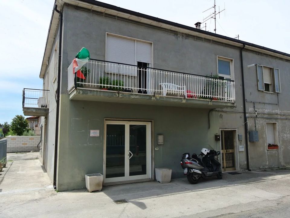 Erhvervsejendom i Montesilvano Marina, Pescara - foto 1