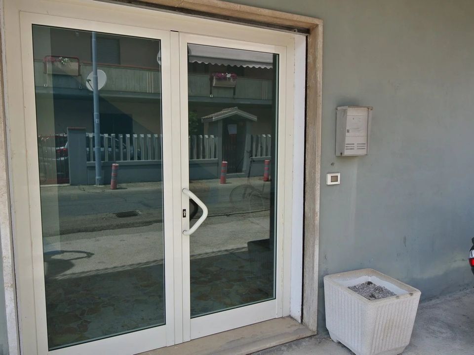 Erhvervsejendom i Montesilvano Marina, Pescara - foto 4